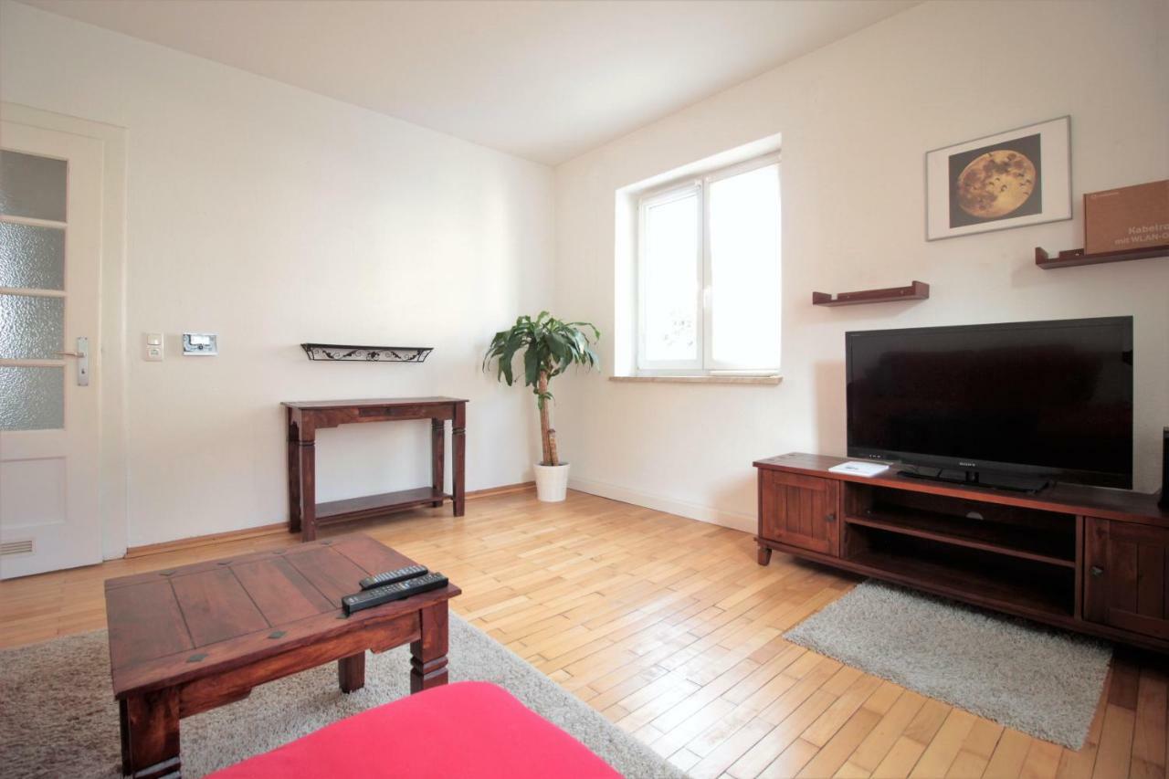 Charming 3-Bedroom Apartment With Parking Lot 뷔르츠부르크 외부 사진