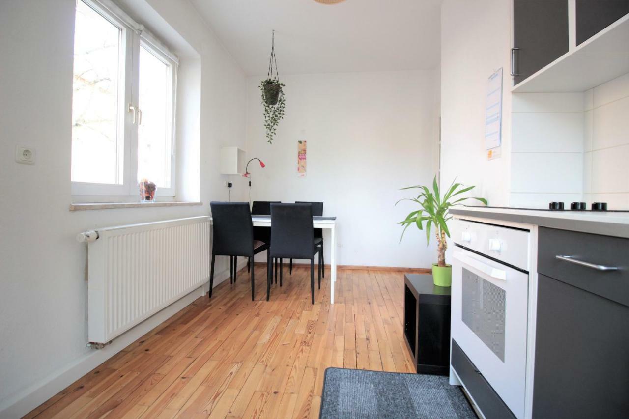 Charming 3-Bedroom Apartment With Parking Lot 뷔르츠부르크 외부 사진
