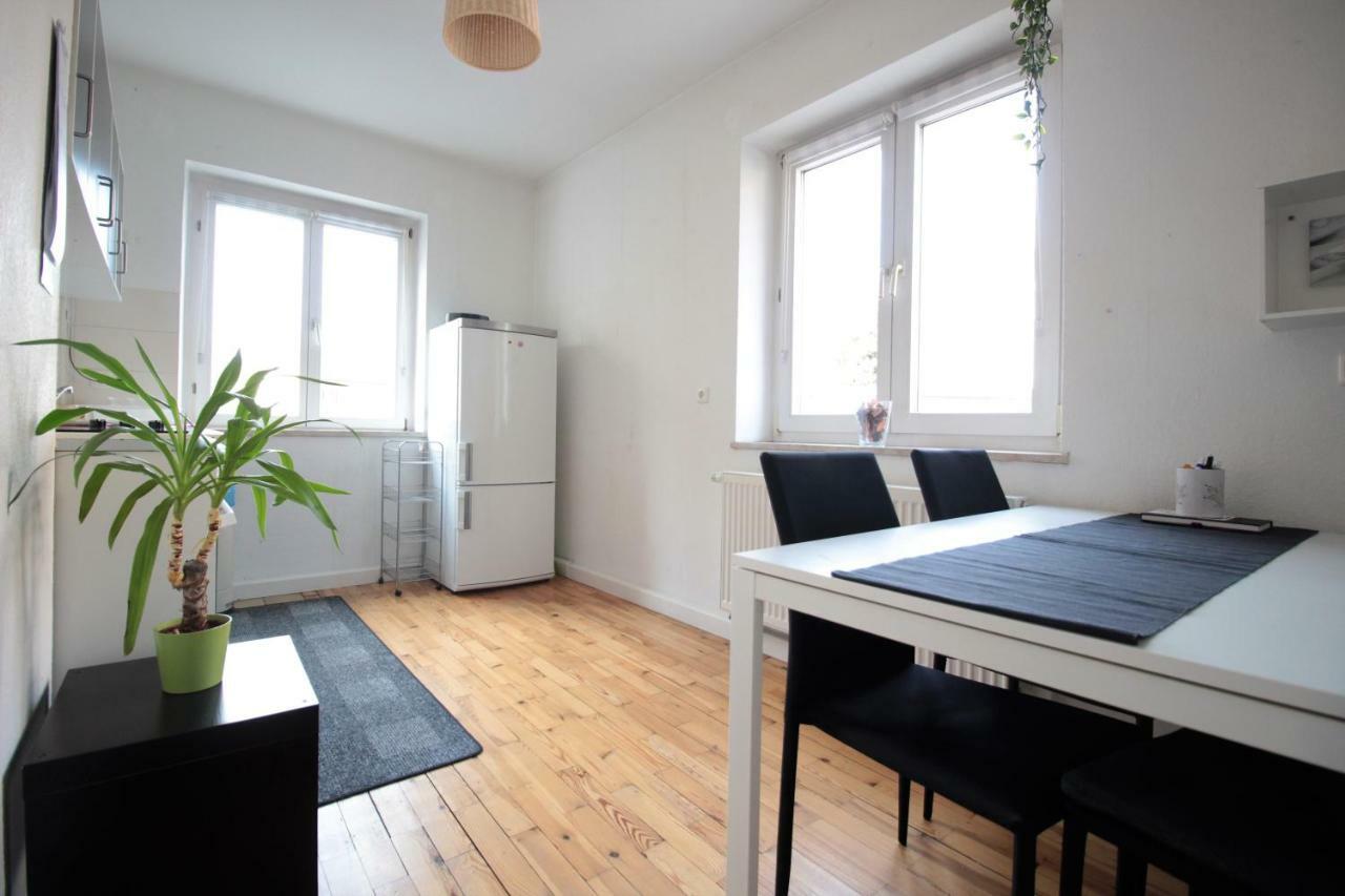 Charming 3-Bedroom Apartment With Parking Lot 뷔르츠부르크 외부 사진