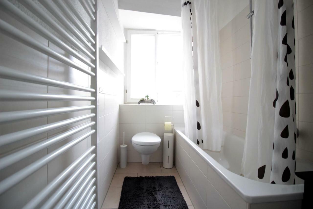 Charming 3-Bedroom Apartment With Parking Lot 뷔르츠부르크 외부 사진