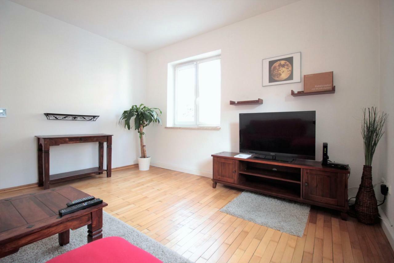 Charming 3-Bedroom Apartment With Parking Lot 뷔르츠부르크 외부 사진