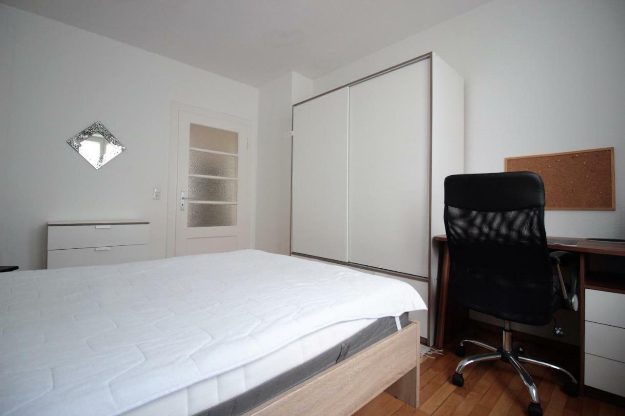 Charming 3-Bedroom Apartment With Parking Lot 뷔르츠부르크 외부 사진